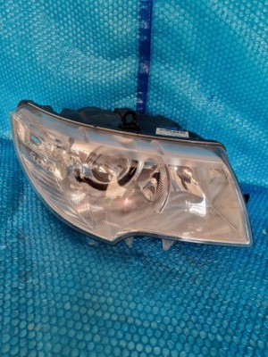 Лампа передня права skoda superb ii 2 фото №1