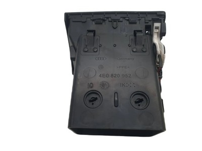 Решётка обдув правая средняя a8 d3 4e0820952 фото №1