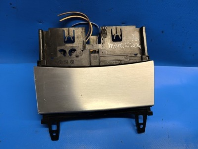 Пепельница полка бардачок mercedes c klasa w204 фото №1