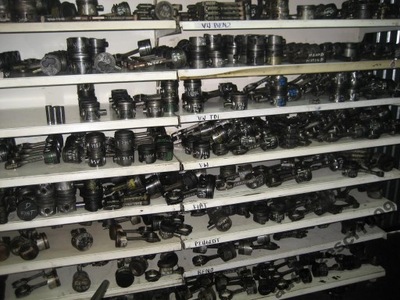 Поршень 24628 шатун ford 1.8 16v фото №1