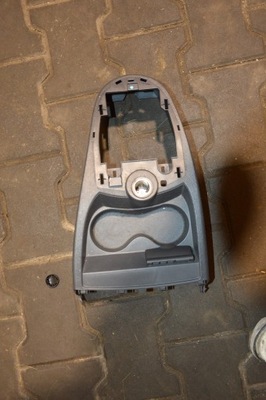 Renault twingo ii aux usb туннель 8200951302 фото №1