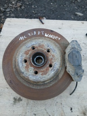 Поворотний кулак ступиця супорт правий задній mercedes ml w163 3.2 v6 фото №1