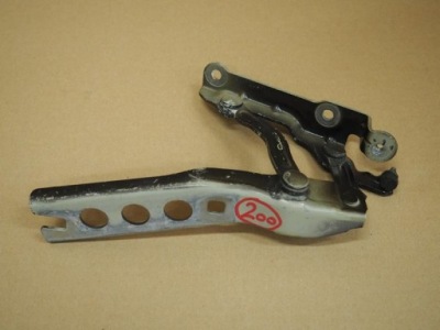 Петля капот правий skoda octavia ii 1z0823302c фото №1