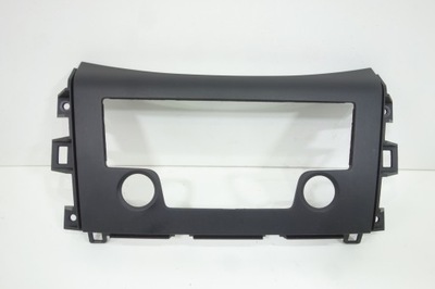 Рамка радіо nissan navara d23 16- 68260-4kj1a фото №1