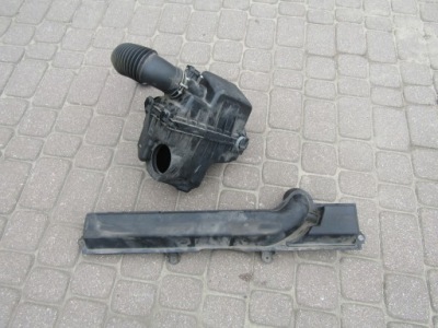 Корпус фильтра воздуха toyota corolla e21 hibryd 19 25 r 2.0h фото №1