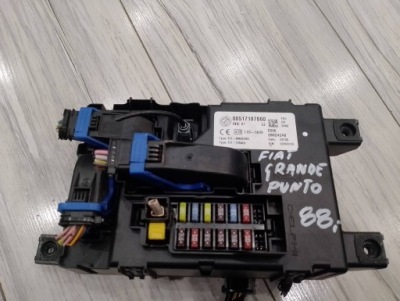 Коробка предохранителей модуль fiat grande punto 00517187860 фото №1