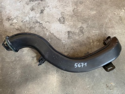 Mercedes cla w117 труба повітрозабірник повітря a2468320090 фото №1