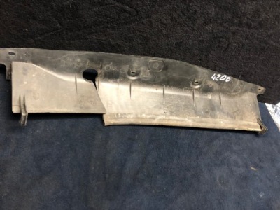 Mercedes-benz w124 захист радіатора 1245050388 фото №1