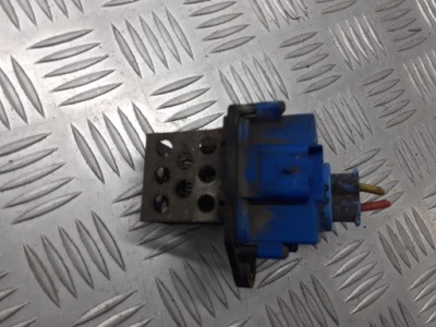 Резистор вентилятора citroen c4 picasso 9662240180 фото №1