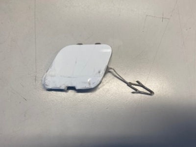 Opel astra j kombi заглушка фаркоп бампера задняя 13266650 фото №1