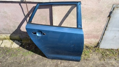 Двері правий задня праве задні corolla e21 kombi 19- фото №1