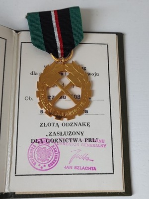 Odznaka Zasłużony Dla Górnictwa PRL złota z legitymacja