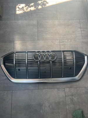 AUDI OE 4KE853651 РЕШЁТКА РЕШЁТКА