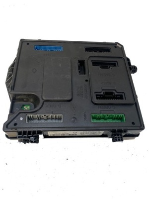 Модуль bcm 284b13640r s180098201 renault scenic iii фото №1