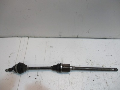 Привідний вал права range rover velar 2,0d привідний вал фото №1