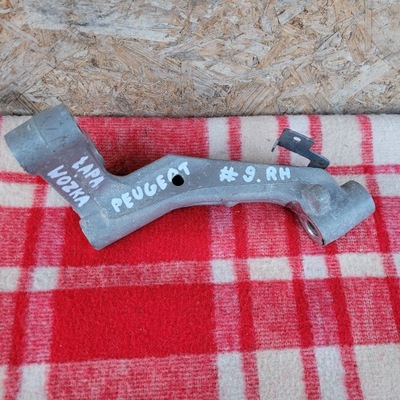 Кронштейн кронштейн підрамник peugeot 3008 ii права фото №1