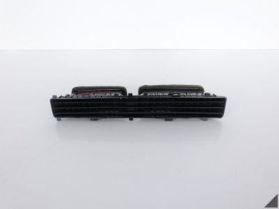 Решітка обдув audi оригінальний номер 8w1820902c фото №1