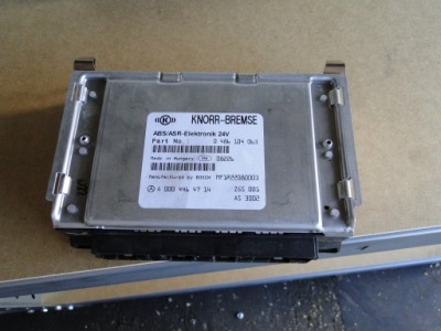 Блок керування knorr-bremse 0486104063 0004464714 фото №1