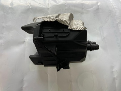 Корпус фильтра воздуха a8 d3 4.2 07c133835f фото №1