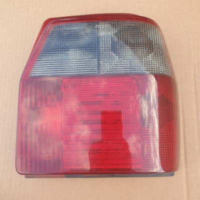 Лампа правый задний  задняя fiat uno ii 90- оригинальный номер европа фото №1