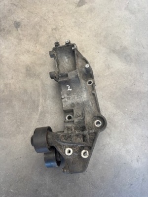 Кронштейн генератора master movano 2.3 117103585r 117507568r фото №1