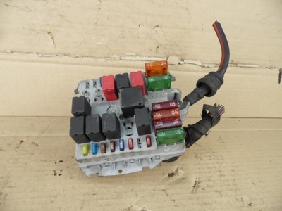 Alfa romeo 147 коробка запобіжників фото №1