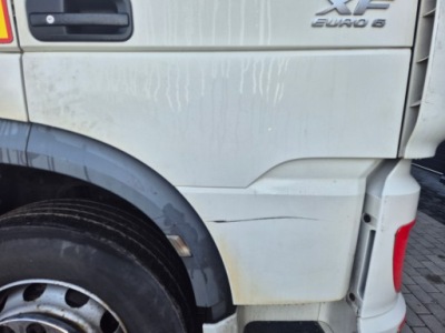 Подовжувач накладка двері підніжка праве daf xf 106 euro 6 фото №1