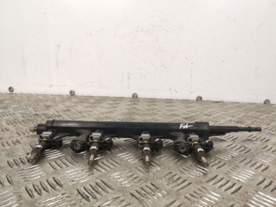 2015 mini cooper countryman r60 шланг паливний v75281768007 фото №1