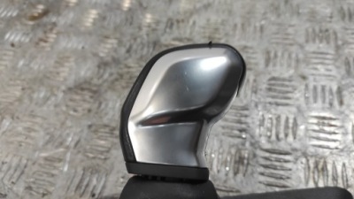 Ручка чехол передач peugeot 2008 i 1,2 фото №1