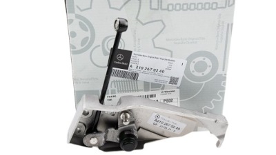 Кронштейн тросов переключения передач mercedes c e klasa фото №1