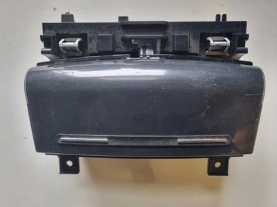 Audi a3 8p пепельница 8p0857951 фото №1