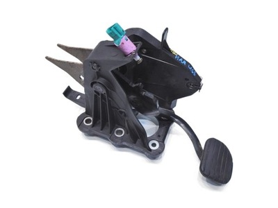 Педаль гальма renault laguna iii 2.0 dci 465010003r фото №1