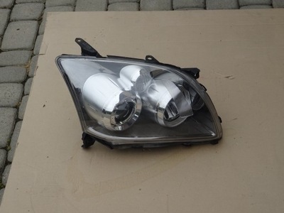 TOYOTA AVENSIS T25 LIFT LAMPA PRAWA EU KOITO