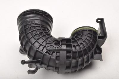 Skoda kamiq octavia iv 1.5 tsi 150km труба воздухозаборник воздуха 04e145641d 2022r фото №1