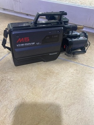 Kamera Panasonic M5 VHS klasyk