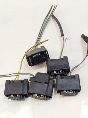 Колодка штекер mercedes w205 a2105403681 фото №1