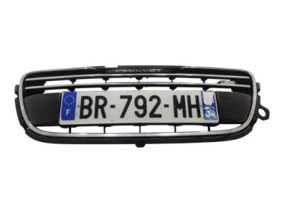 Решётка радиатора решётка радиатора бампера перед peugeot 508 i 2010-2014 9686571877 фото №1
