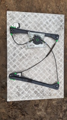 Audi a4 b5 подъемник стекло правый перед фото №1