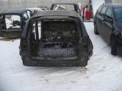 Dacia duster 2011 rok дах піддон pas задній кузов nv676 фото №1