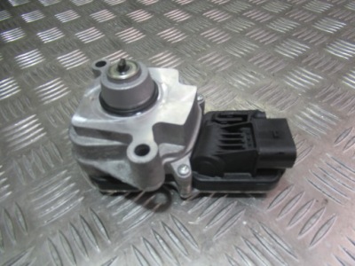 Регулятор редуктор maserati levante 67016029 фото №1