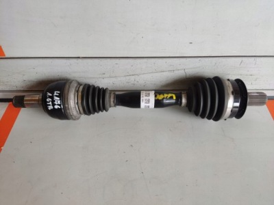 Mercedes w176 приводной вал левый перед 1.6 a2463302301 фото №1