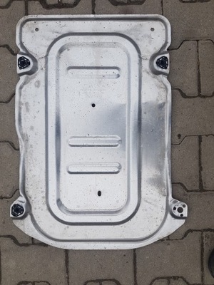 Skoda scala защита тепловая двигателя 2q0825229b фото №1