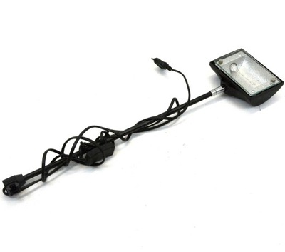 Lampka halogen na wysięgniku