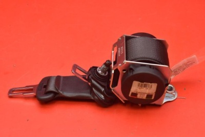 Pas безопасности средний задняя 619228200d opel zafira c 12-16 фото №1