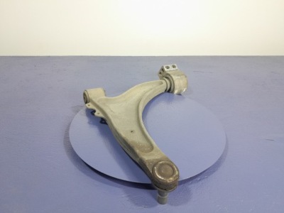 Opel insignia a рестайлинг  рычаг перед передний правый 22792989 фото №1