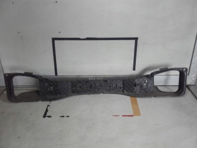 Peugeot 208 направляющая кронштейн бампера задняя фото №1