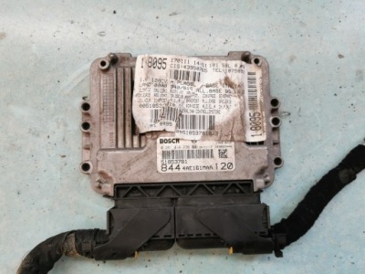 Fiat lancia бортовой компьютер 51853781 0281016236 фото №1