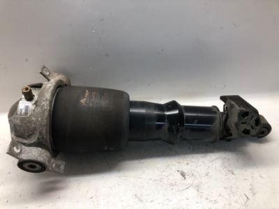 Audi q7 амортизатор пневматический левый задний фото №1