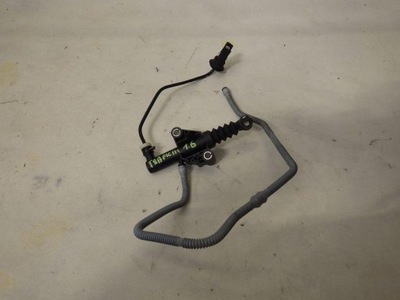 Помпа зчеплення trafic vivaro iii 1.6 dci фото №1