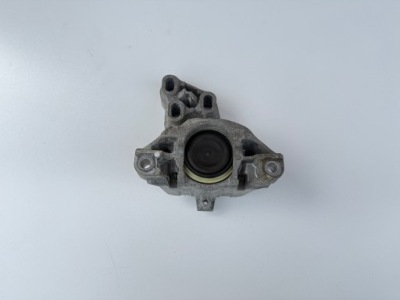 Подушка кронштейн двигуна a2462400617 mercedes w117 w176 w246 фото №1